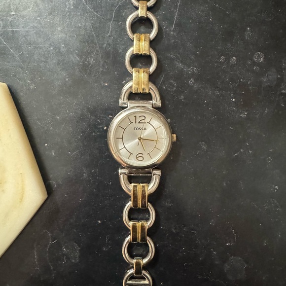 Fossil Silver and Gold Watch Equestrian Classic - Picture 6 of 7